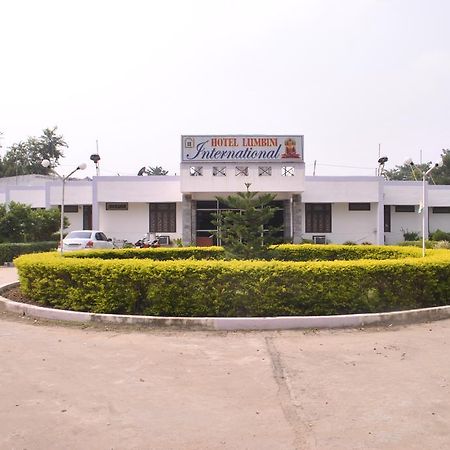 Hotel Lumbini International Bodh Gaya Exteriör bild