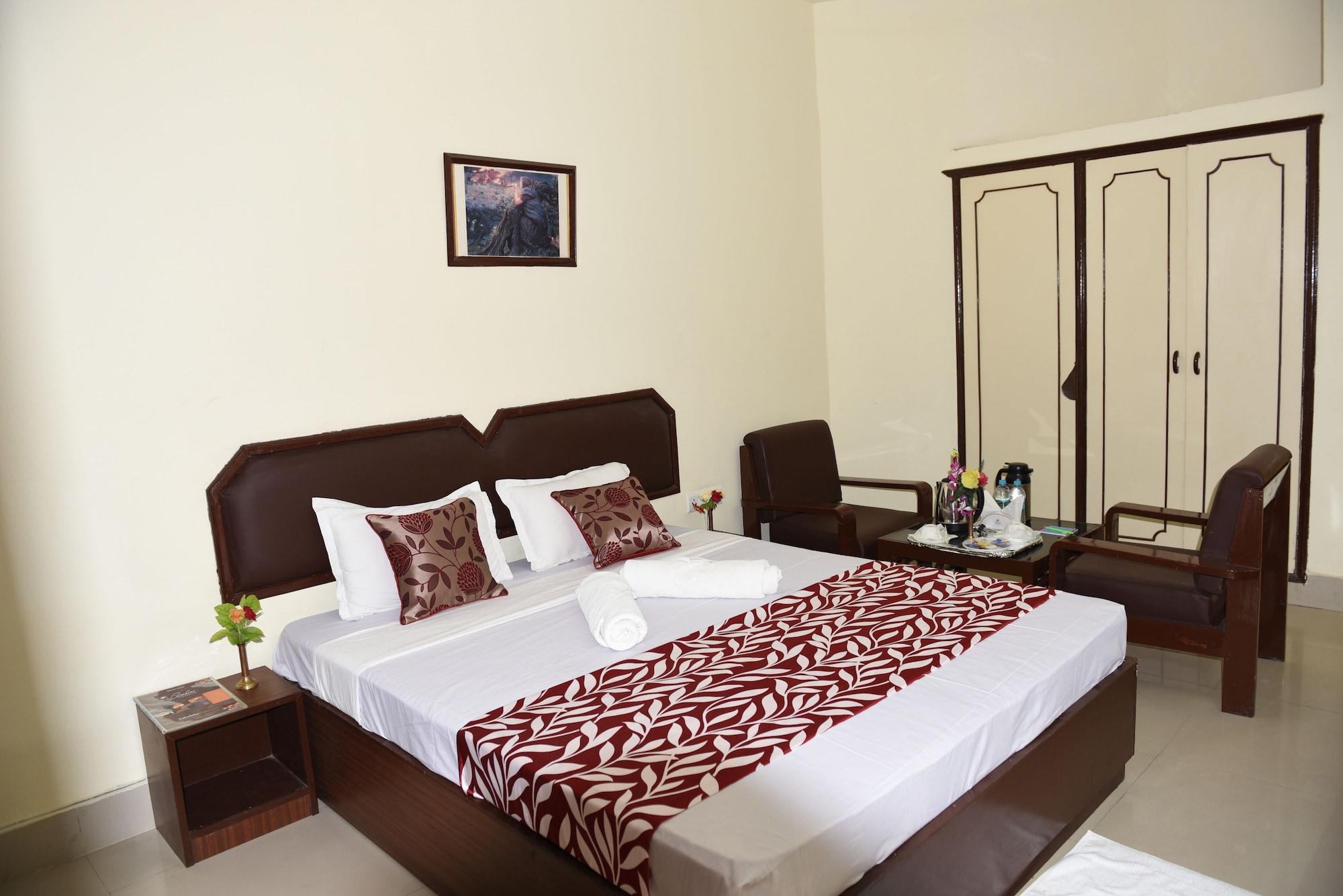 Hotel Lumbini International Bodh Gaya Exteriör bild