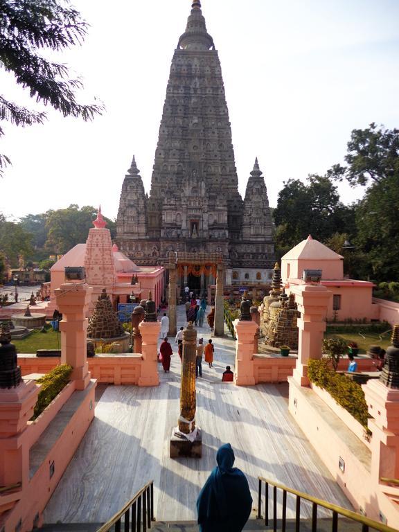 Hotel Lumbini International Bodh Gaya Exteriör bild